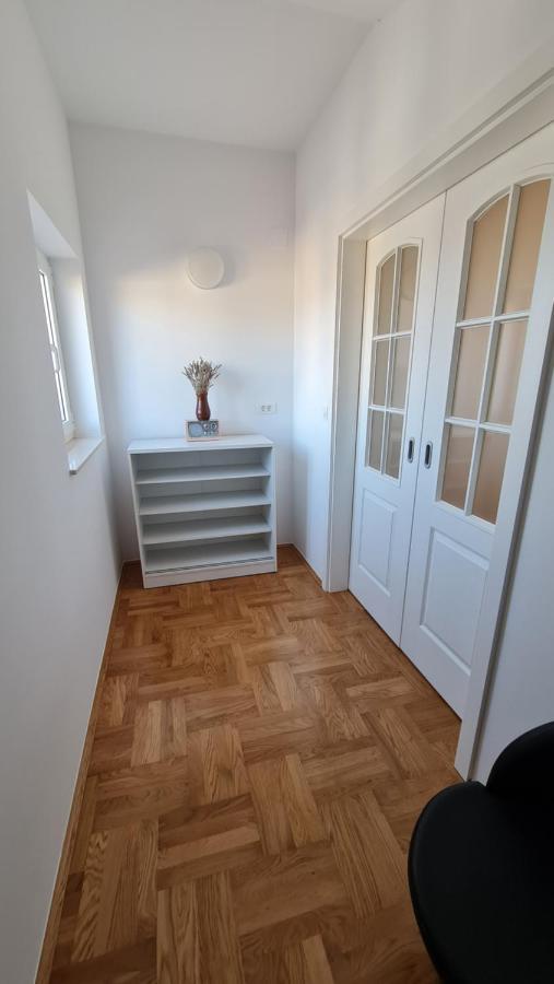 Apartmani Dami Novaglia Esterno foto