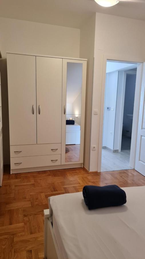 Apartmani Dami Novaglia Esterno foto