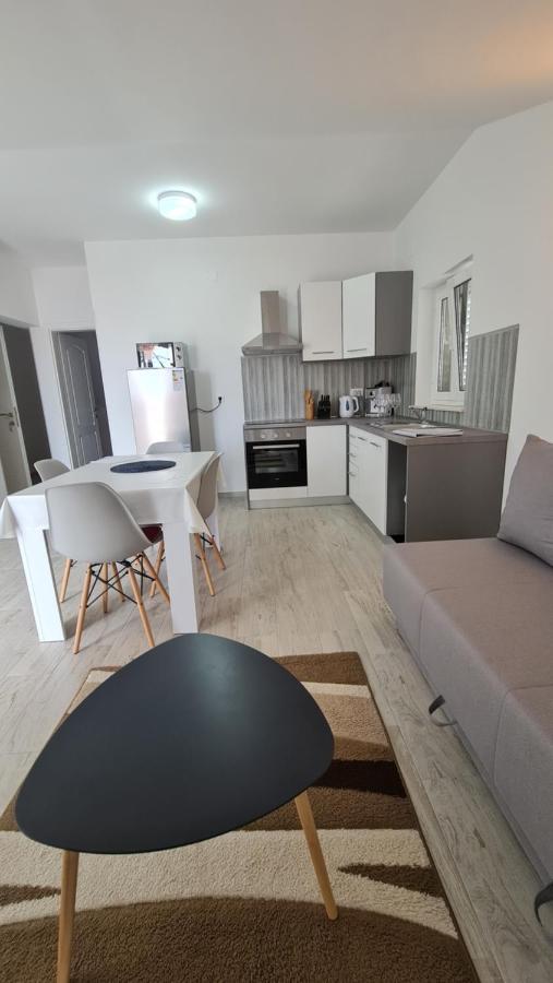 Apartmani Dami Novaglia Esterno foto